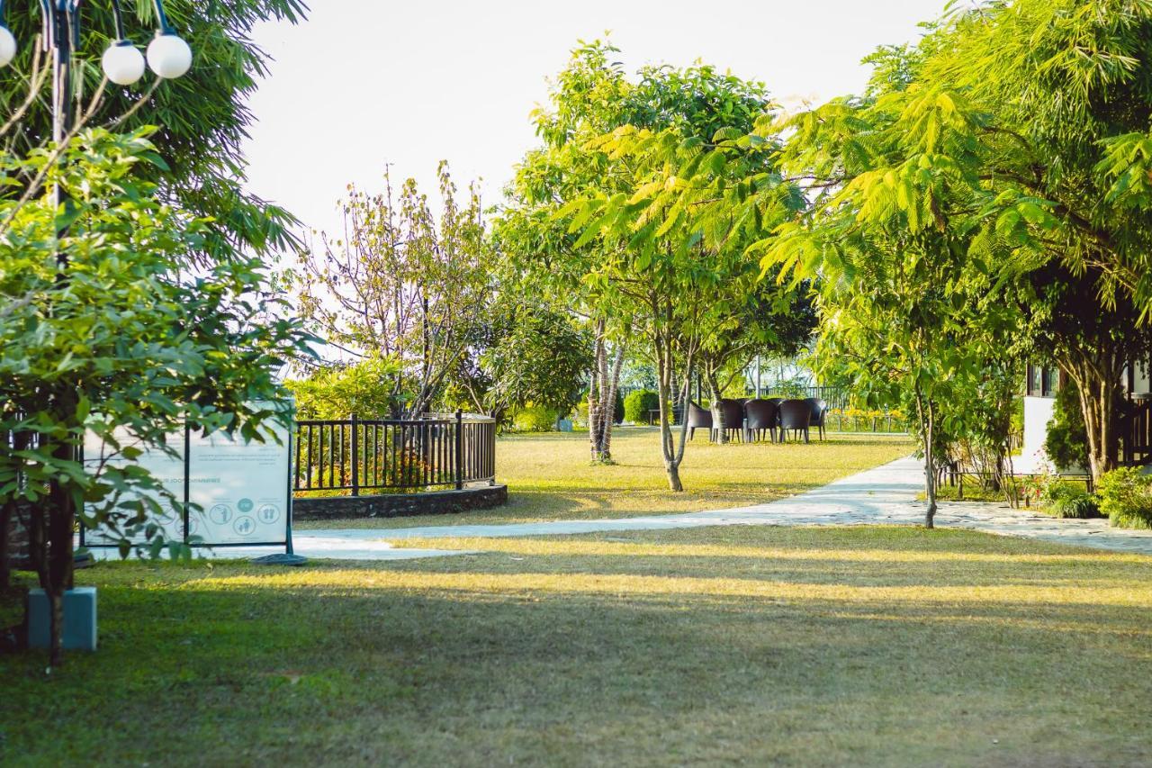 Rupakot Resort Pokhara Eksteriør billede